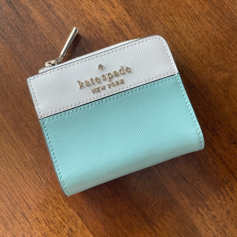 NEW Kate Spade bifold wallet